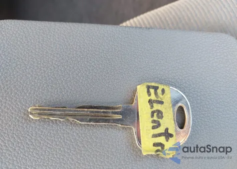 2017 Hyundai Elantra Se z USA, uszkodzony, nr VIN KMHD74LF1HU079781